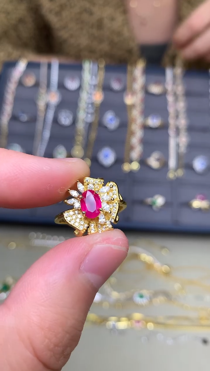 银S925镶嵌戒指红宝石戒指