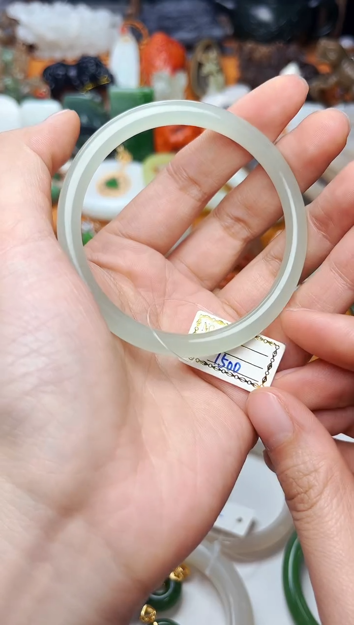 【闪购商品】和田玉手镯18K金镶嵌56.5圈口