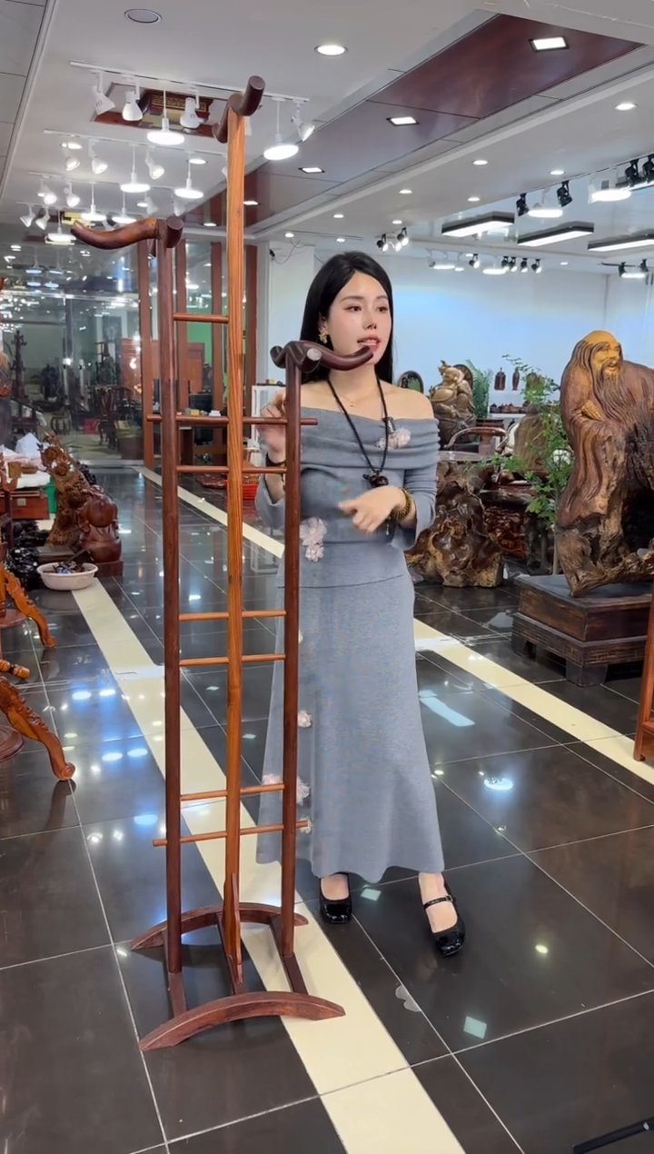 【闪购商品】花梨木类架子落地衣帽架