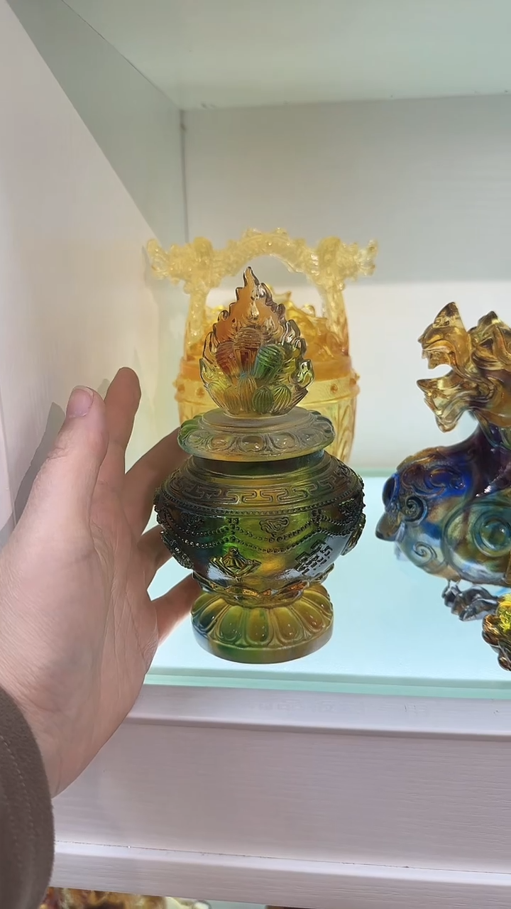 手工艺品琉璃宝瓶