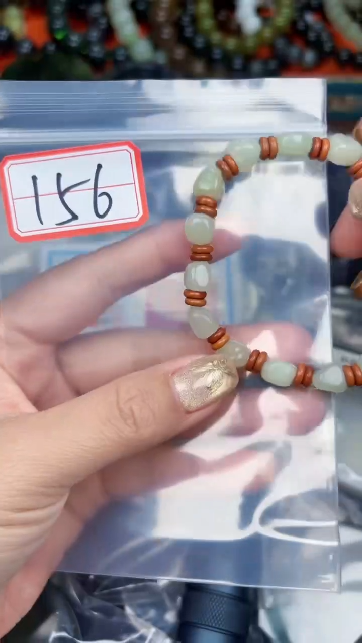 颈饰未镶嵌和田玉和田玉