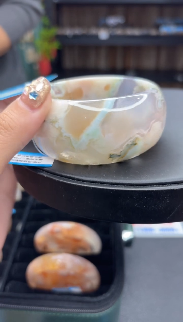 【闪购商品】石英质玉手镯未镶嵌879（59圈）