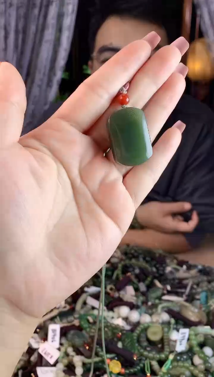 【闪购商品】和田玉挂件未镶嵌多样性发货拍一发一