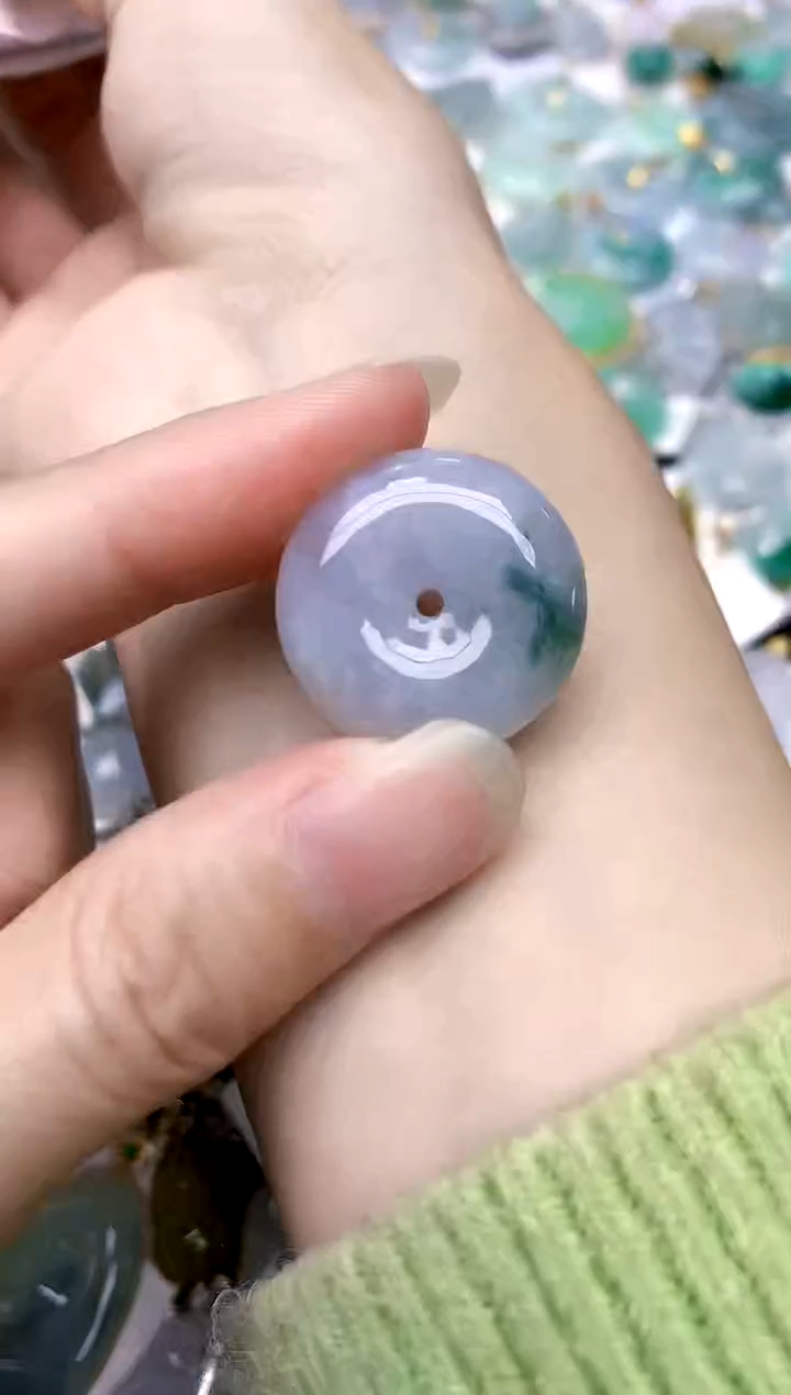 颈饰未镶嵌翡翠天然A货翡翠