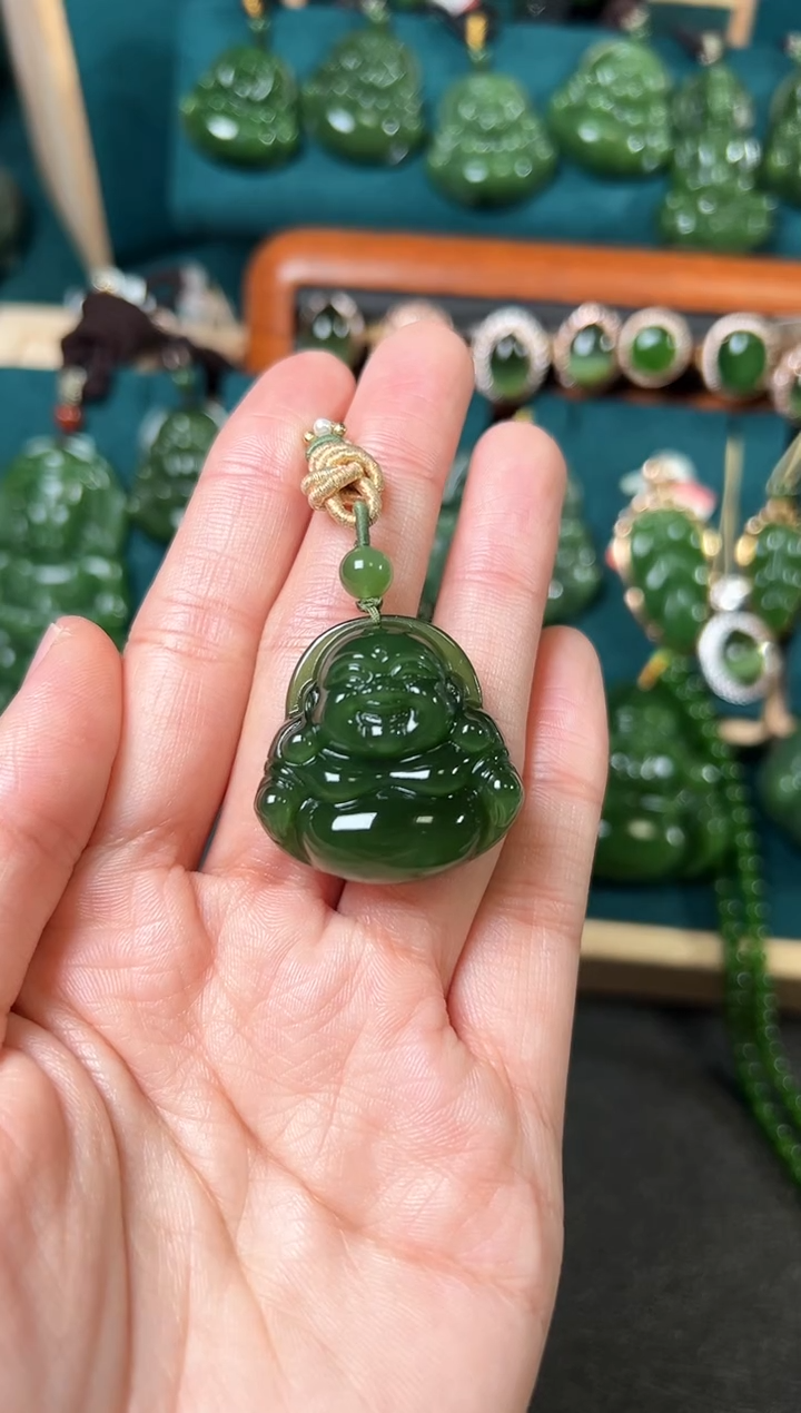 【闪购商品】和田玉（碧玉）颈饰未镶嵌碧玉30×30×11左右