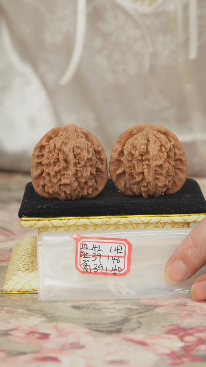 把件文玩核桃平谷四座楼