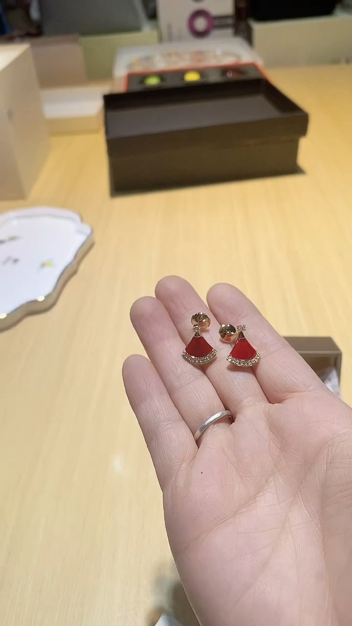 【闪购商品】瓷片锅碗瓢盆一件不剩