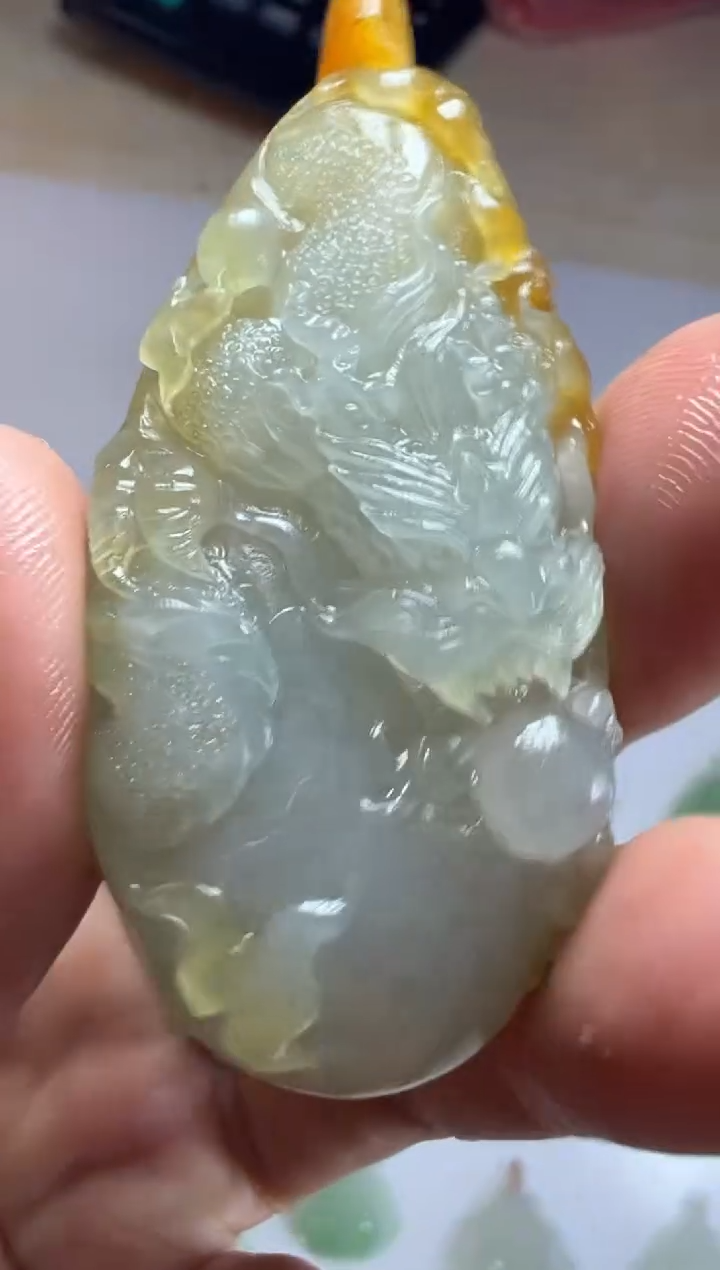 定制翡翠未镶嵌牌子