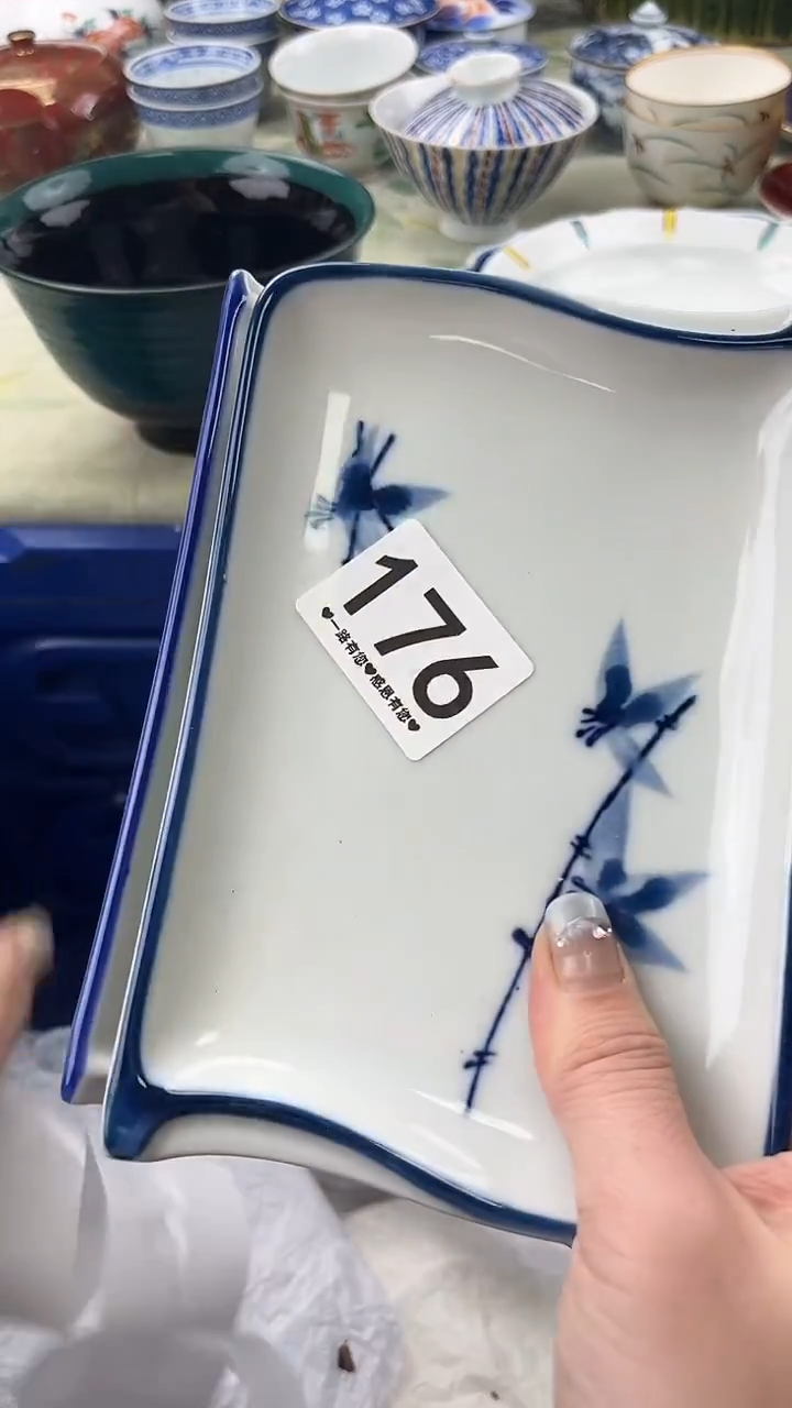 瓷片鲁*夫176       