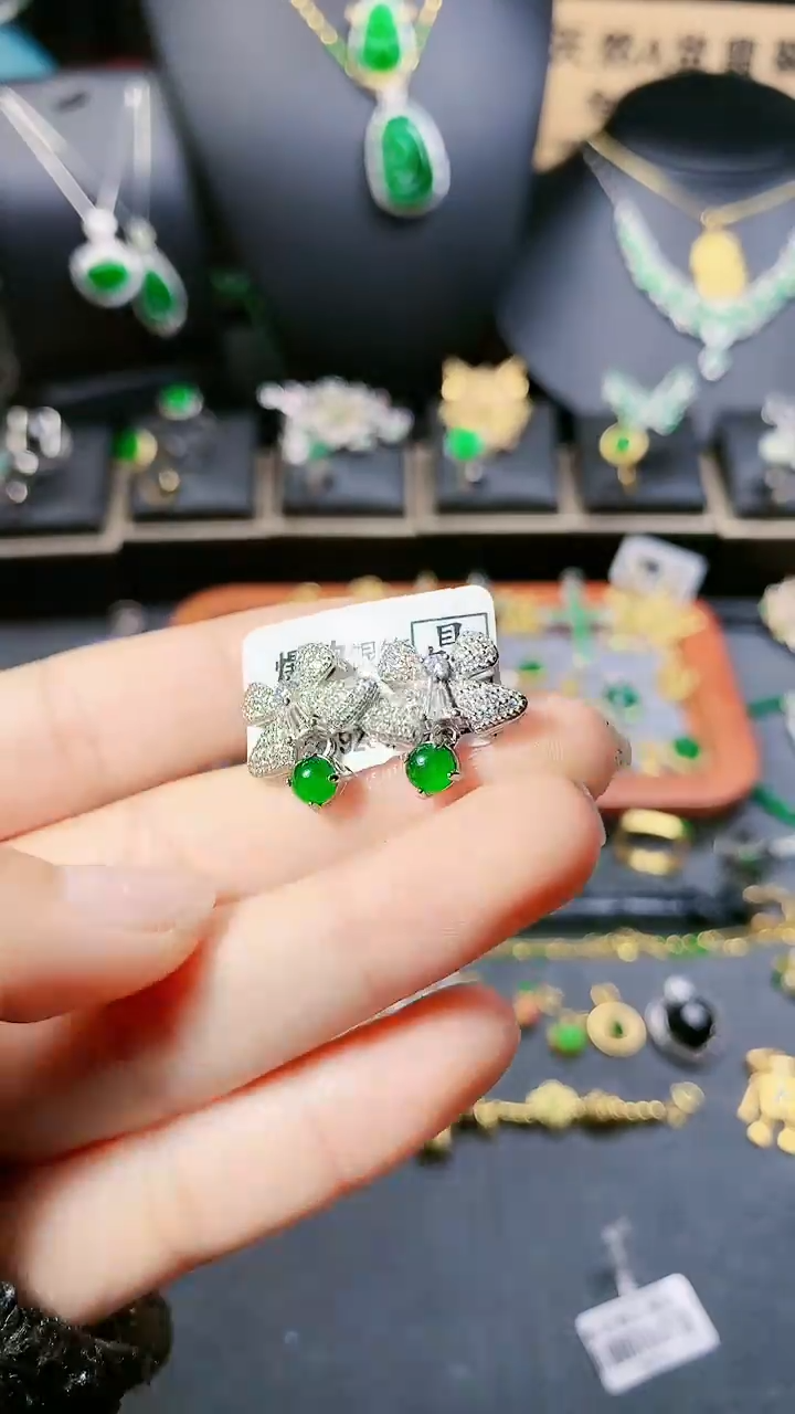 【闪购商品】翡翠耳饰银S925镶嵌耳饰