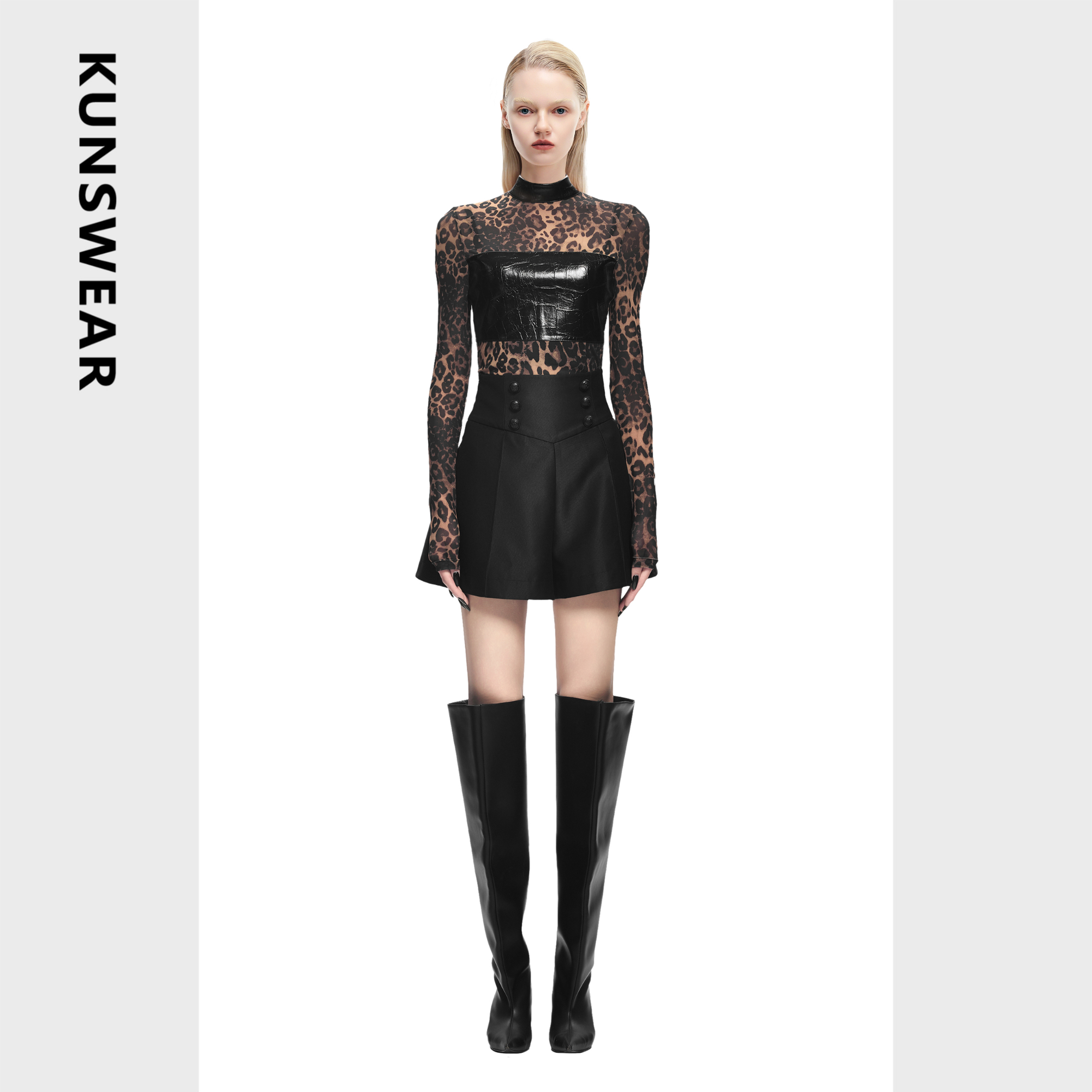 KUNSWEAR/琨丝薇尔25FA 极简时尚高腰显瘦简约黑色短裤 836006010