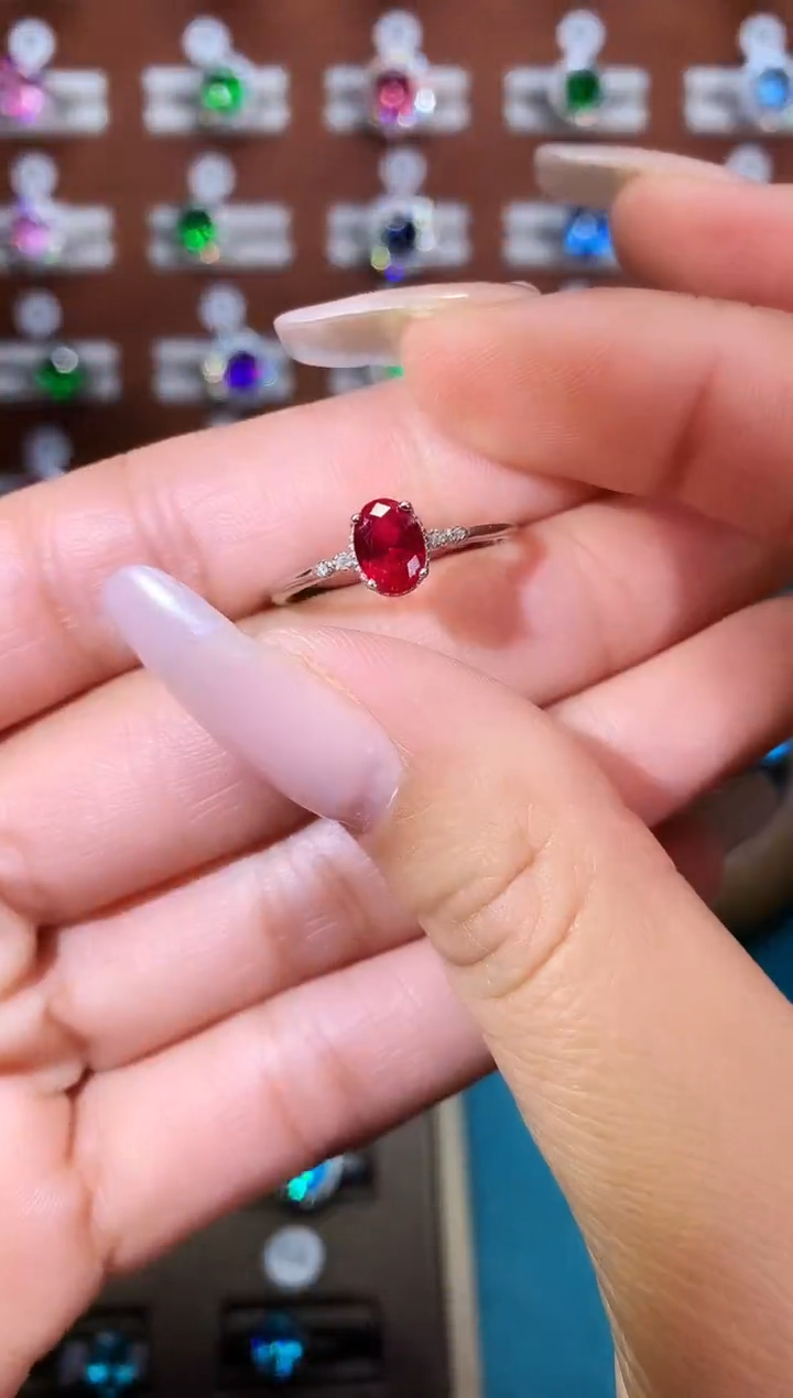 银S925镶嵌戒指红宝石57银色