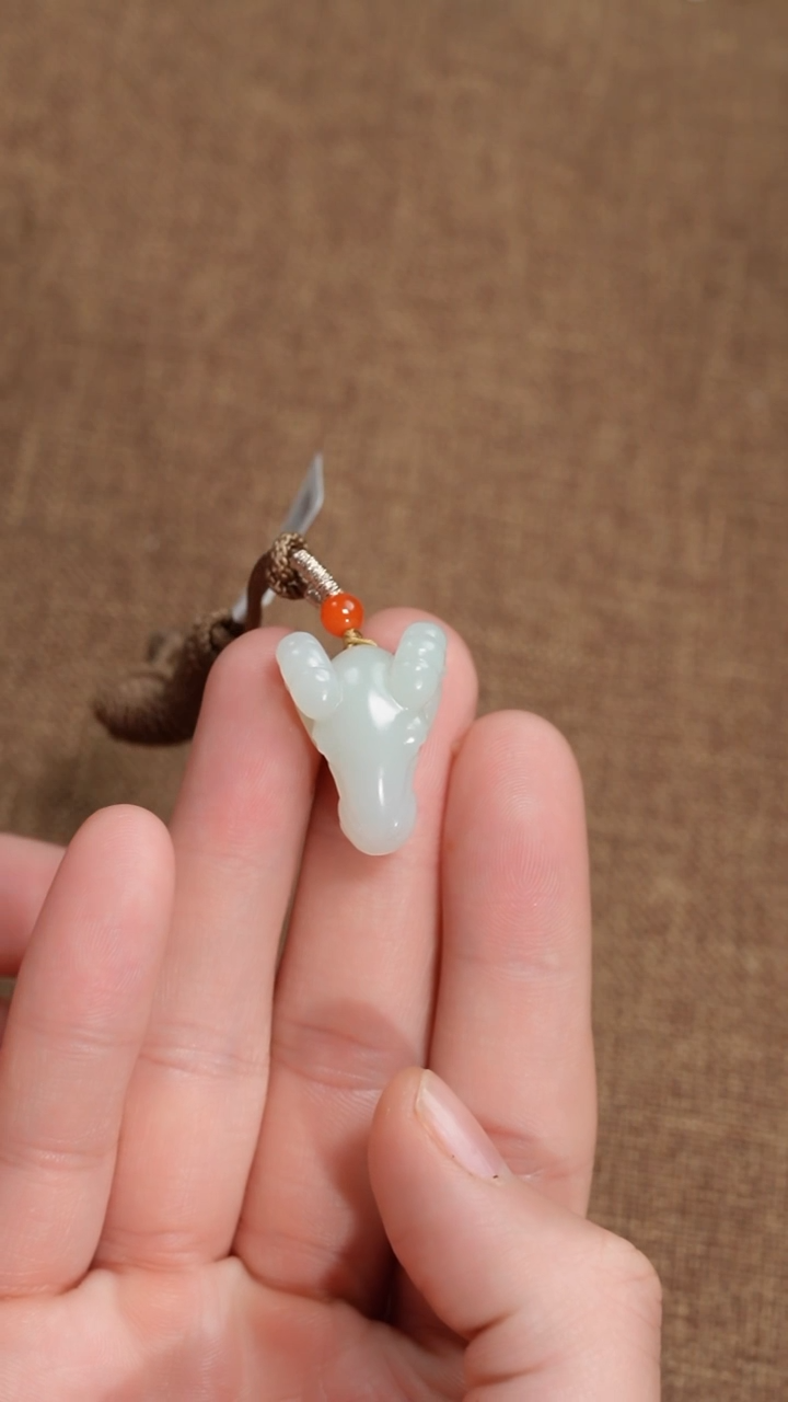 【闪购商品】和田玉颈饰未镶嵌0