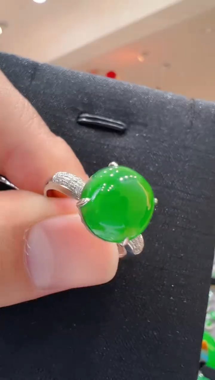 【闪购商品】翡翠戒指18K金镶嵌
