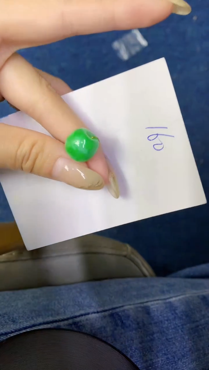 翡翠未镶嵌颈饰缅甸天然翡翠A货