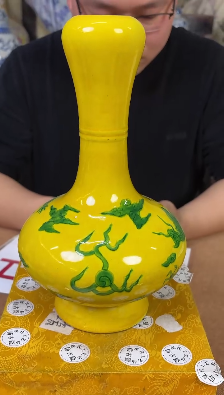摆件陶瓷高端艺术品Y448