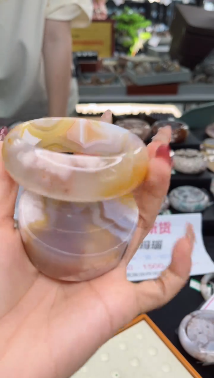 【闪购商品】石英质玉手镯未镶嵌60圈口（赠品镯心）3600265