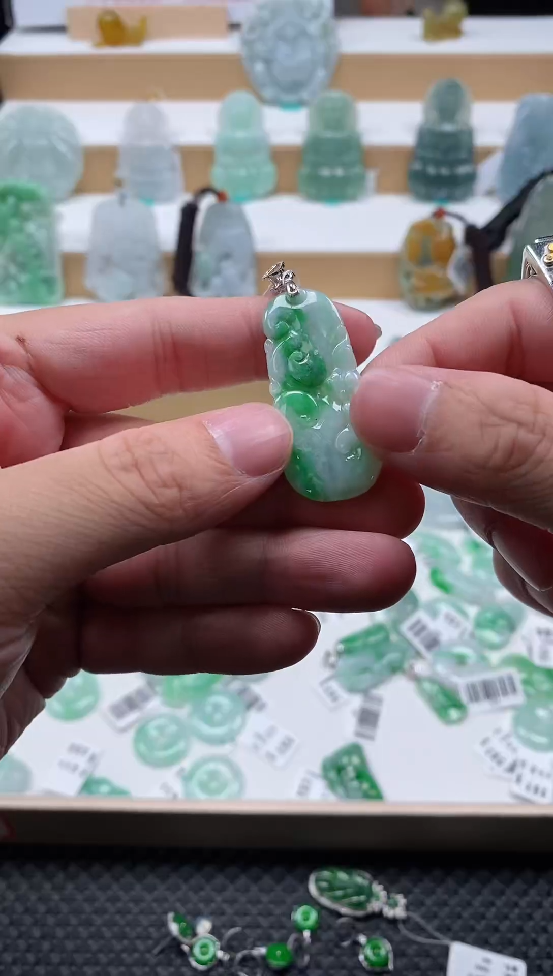 【闪购商品】翡翠颈饰未镶嵌130福在眼前