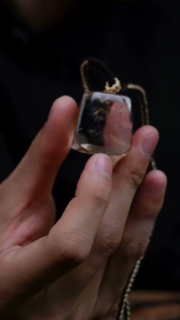 吊坠(赠链)未镶嵌水晶水晶