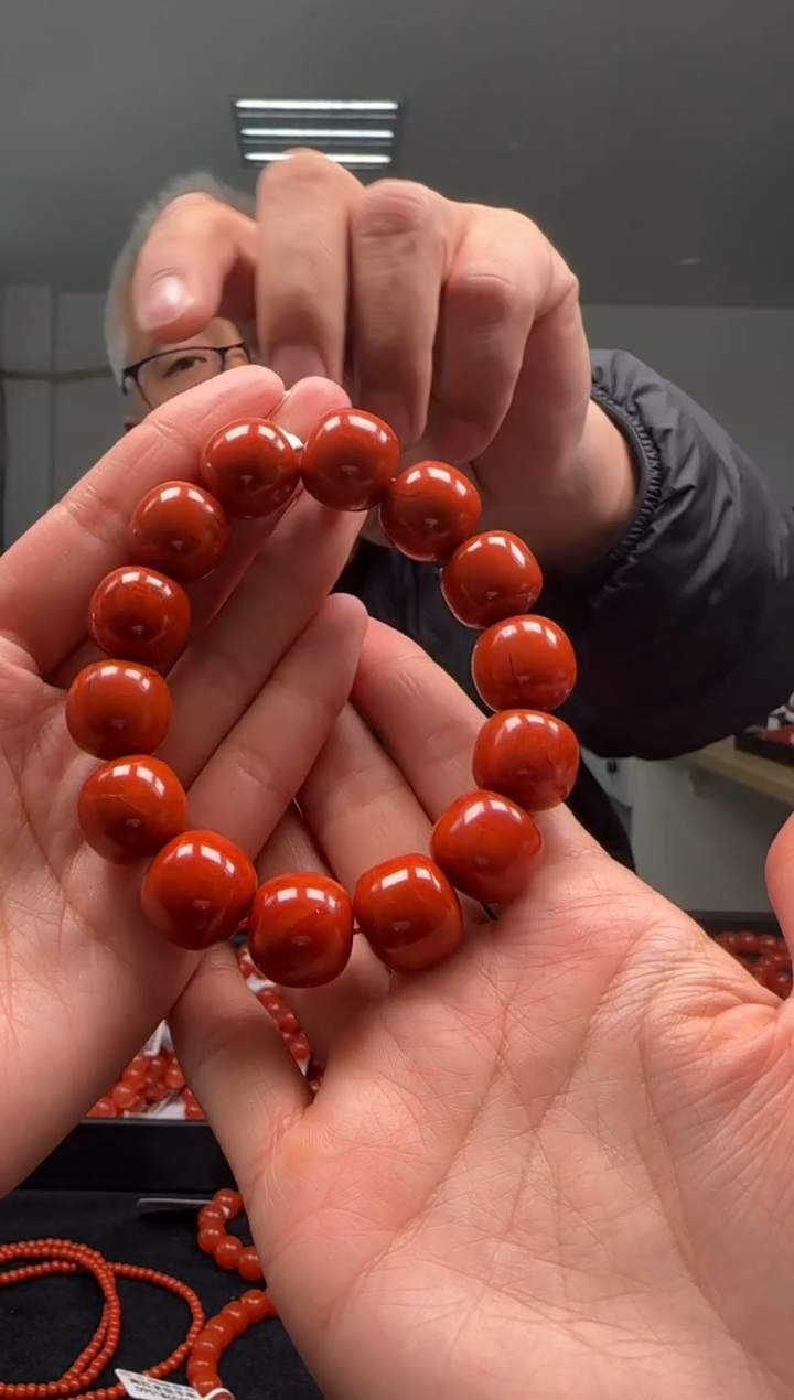 【闪购商品】南红玛瑙16mm瓦西手串老型未镶嵌多样性发一件