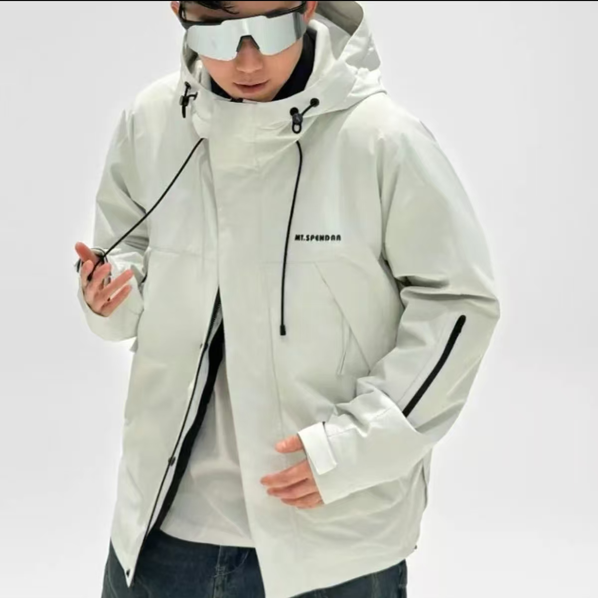 8835白G-多多【三合一国标羽绒服】冬季情侣款加厚极寒深冬系列外套