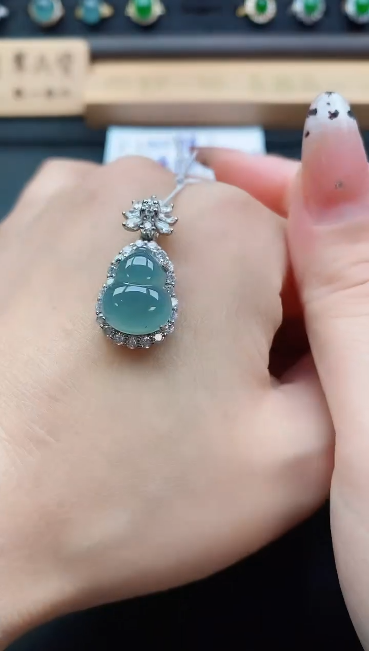 吊坠(赠链)银S925镶嵌翡翠1