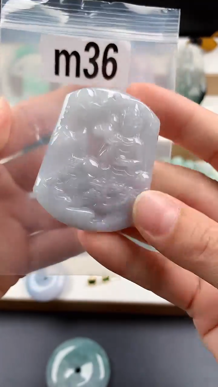 颈饰未镶嵌翡翠天然翡翠吊坠挂件