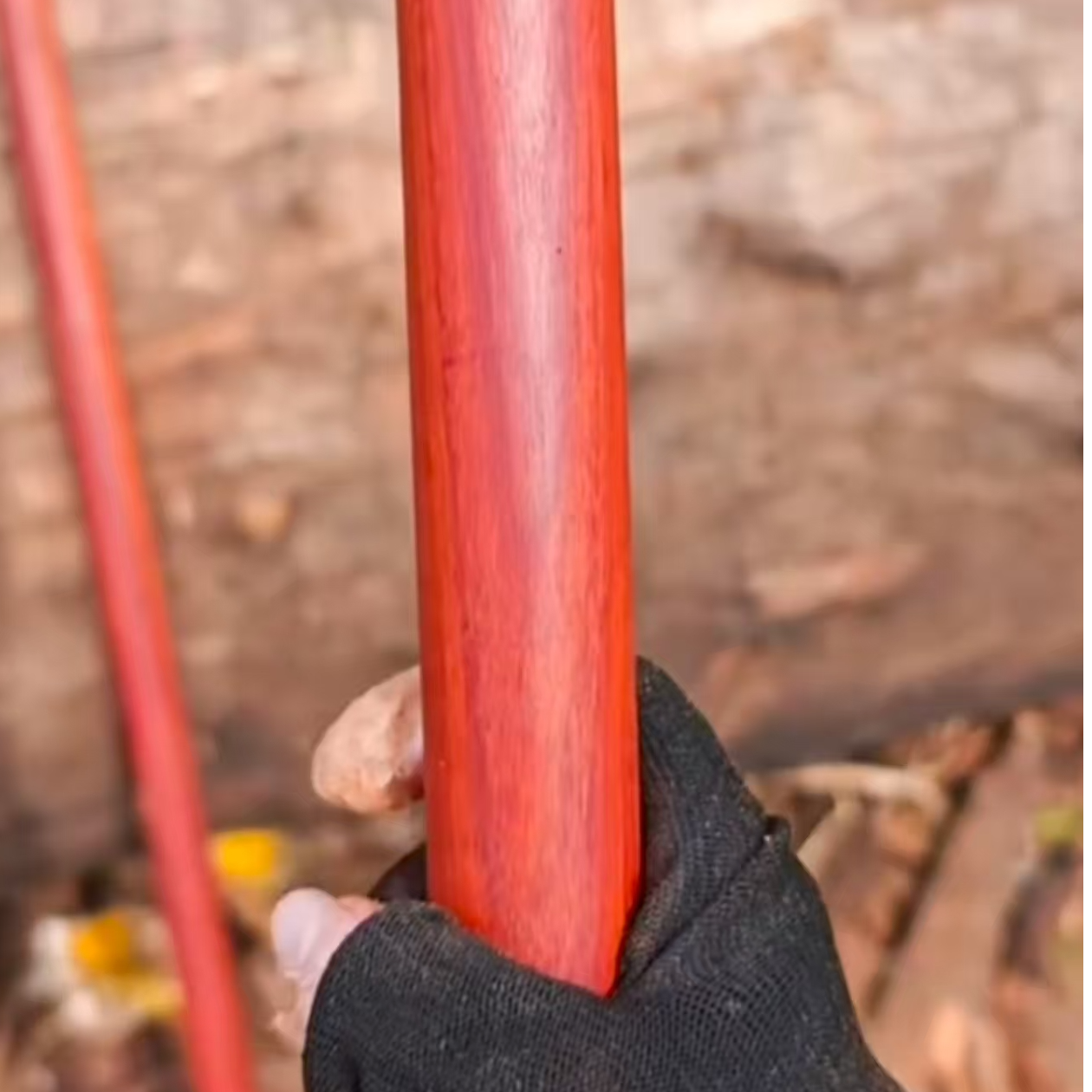 铁力木健身棒，内有长度30CM-1米2粗度2.7-2.8CM可挑选（默认微瑕）