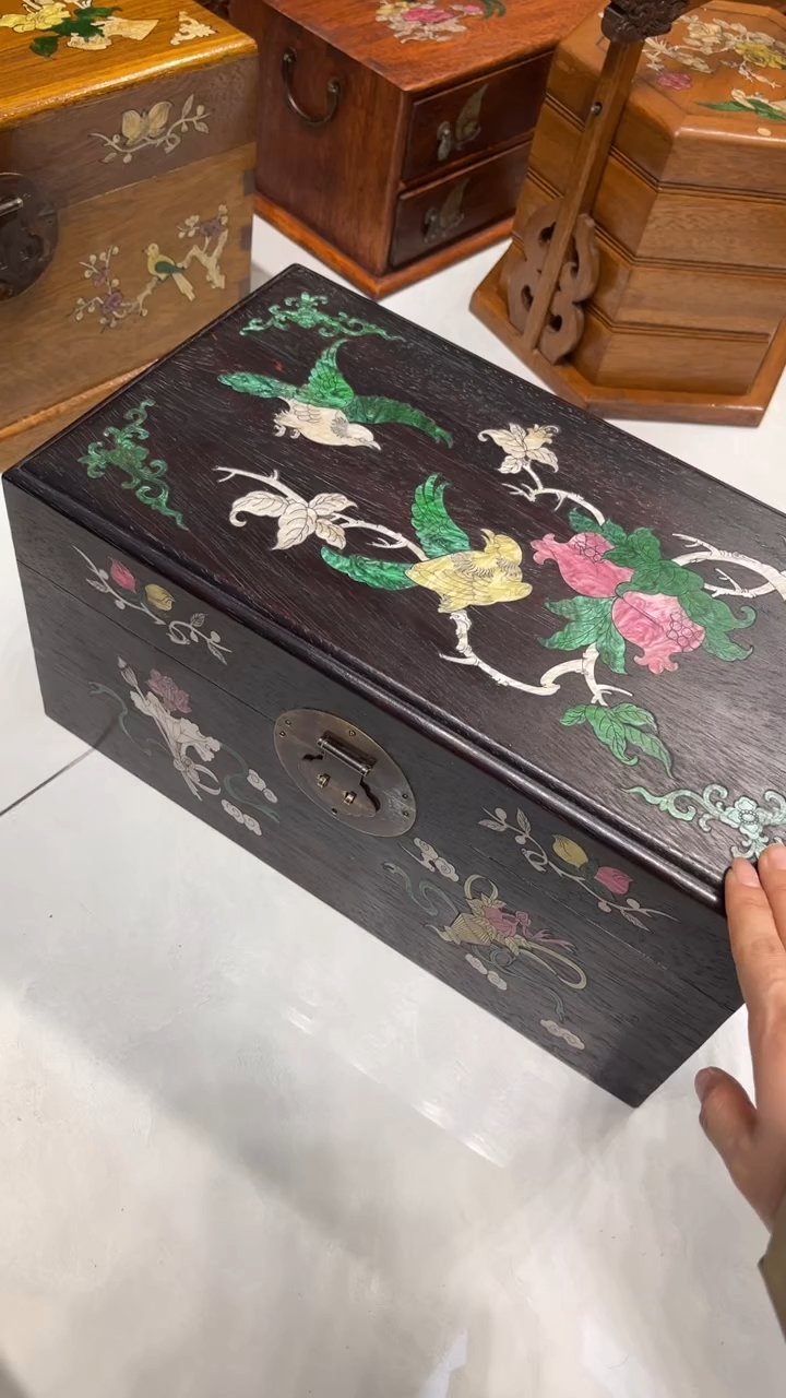 【闪购商品】木喜鹊登梅螺钿首饰箱
