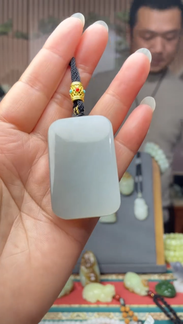 颈饰未镶嵌和田玉拍一发一