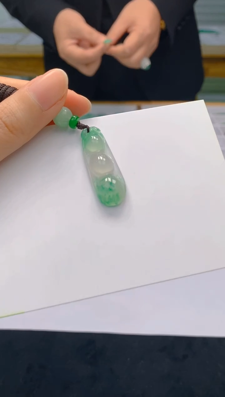 【闪购商品】石英质玉颈饰未镶嵌125