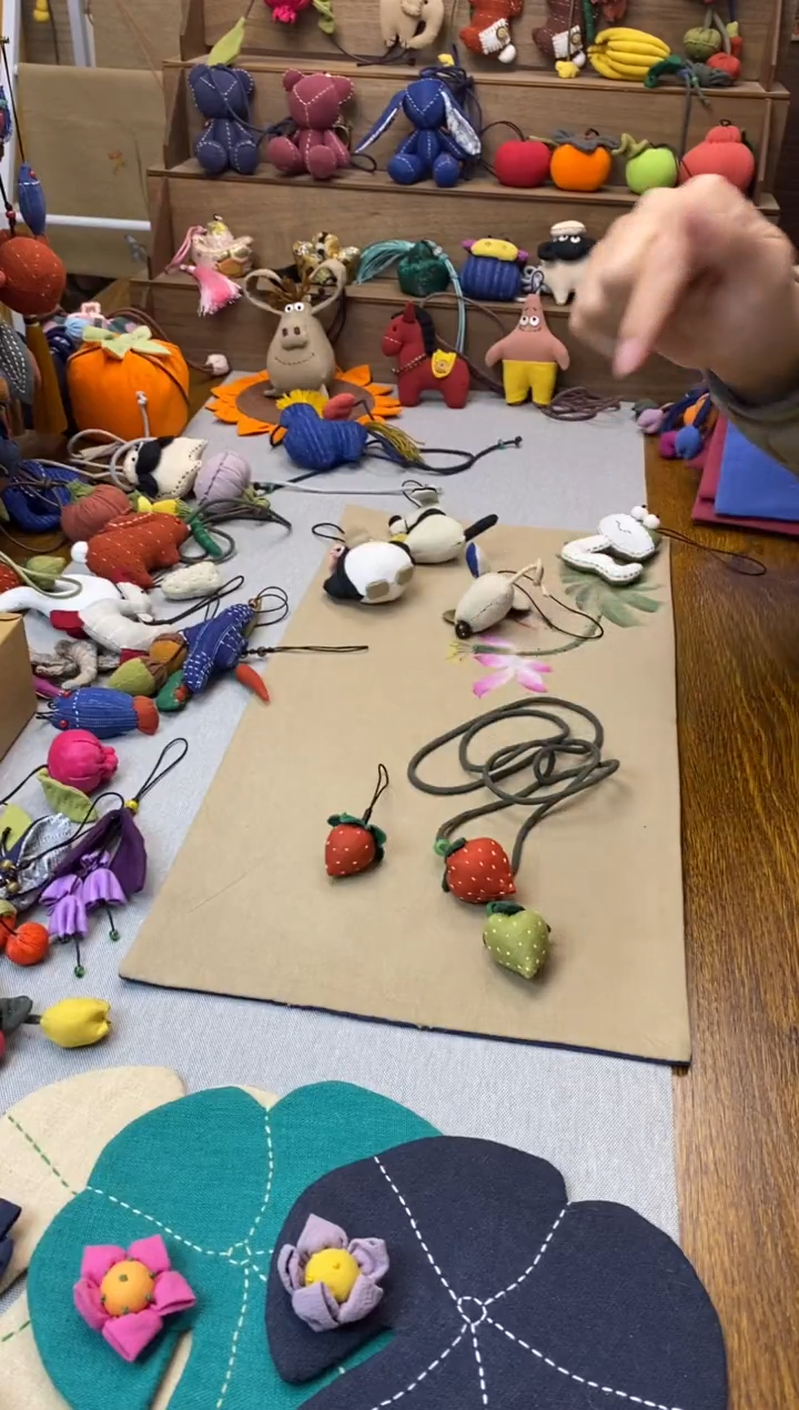 布艺草莓项链 +草莓手机挂