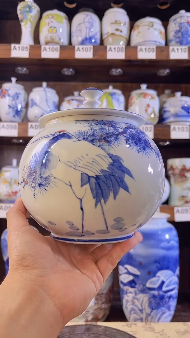 迎君陶瓷纯手工手绘     微微瑕