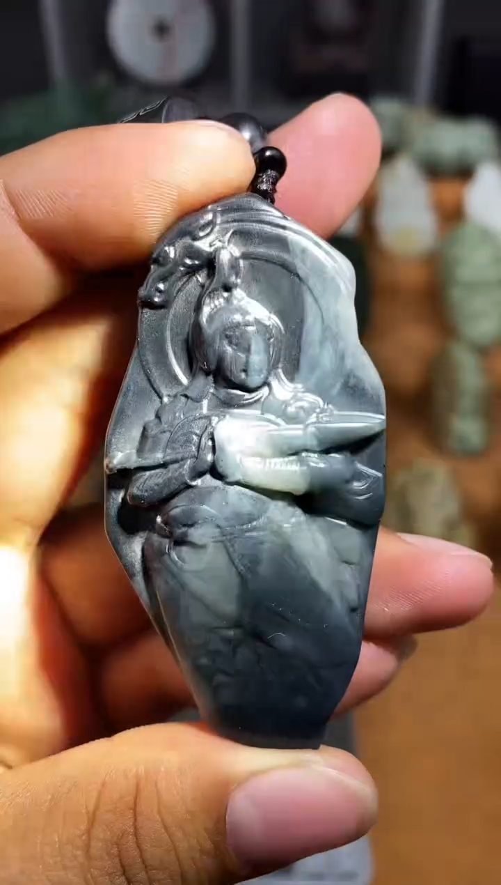 未镶嵌和田玉把件1