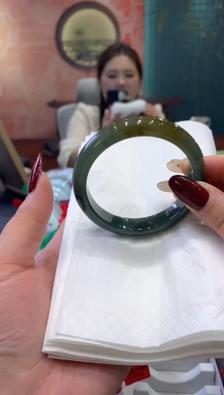 【闪购商品】翡翠手镯未镶嵌多人0015625