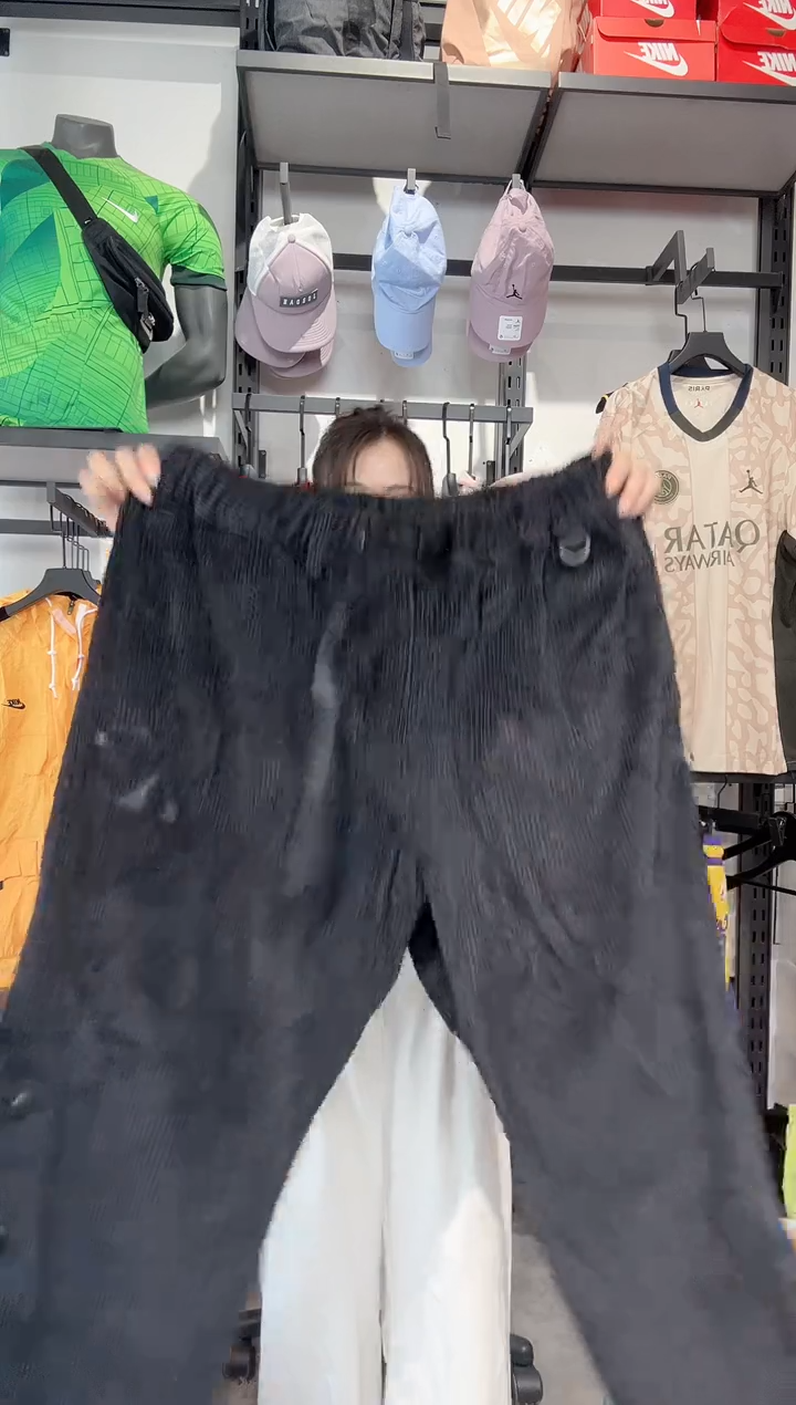 1444   编码 瑕疵款直播间过款为准 尺码3XL