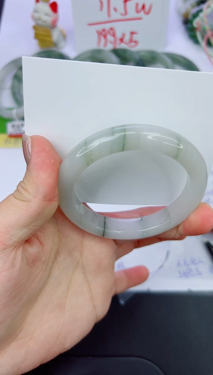 【闪购商品】石英质玉手镯未镶嵌228-55.9