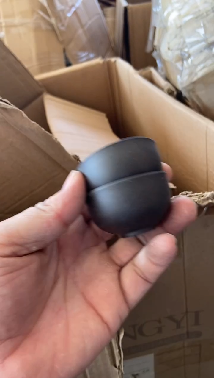 无运费险有瑕疵的摄影的产品有使用过的痕迹有点脏介意勿拍