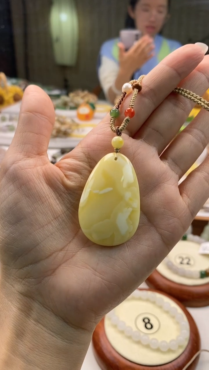 【闪购商品】蜜蜡吊坠(不含链)未镶嵌蜜蜡吊坠