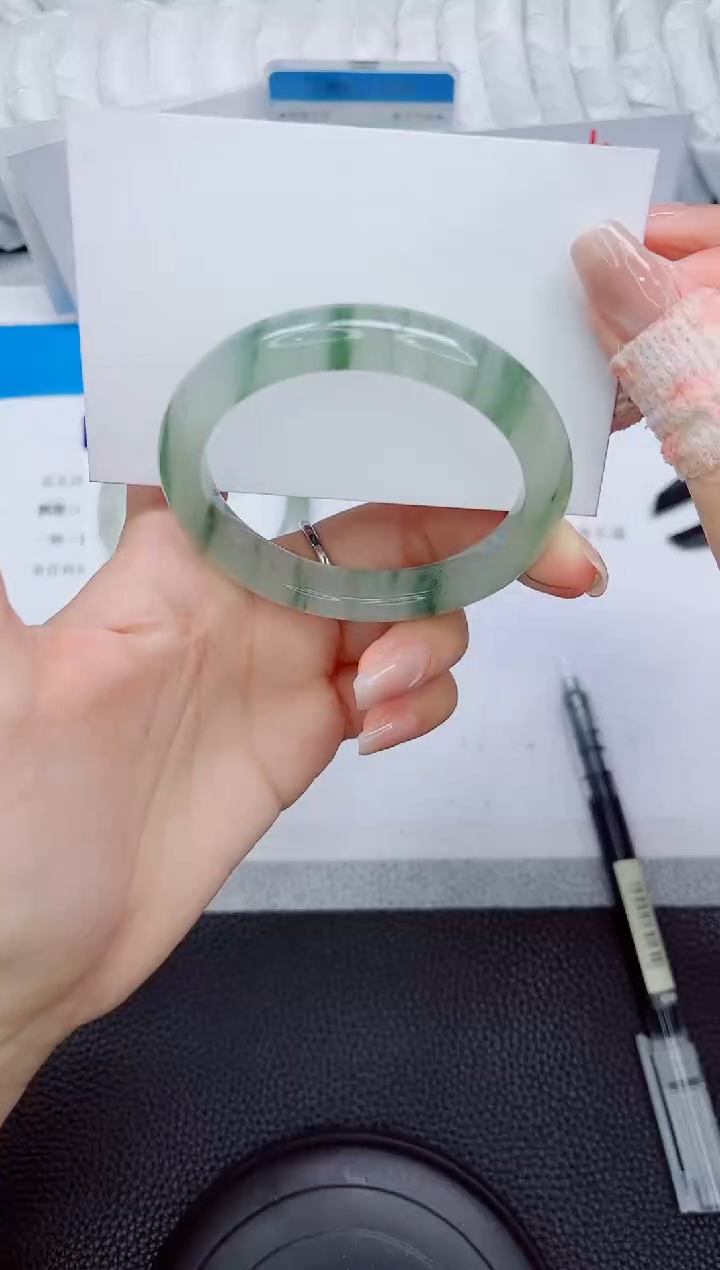 石英质玉手镯未镶嵌A413-52