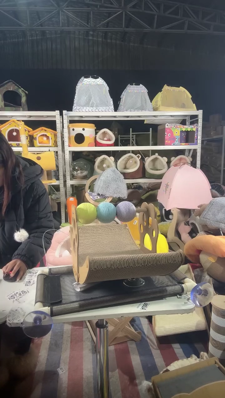 喵****۶A120清仓处理猫窝狗窝微瑕不退不换