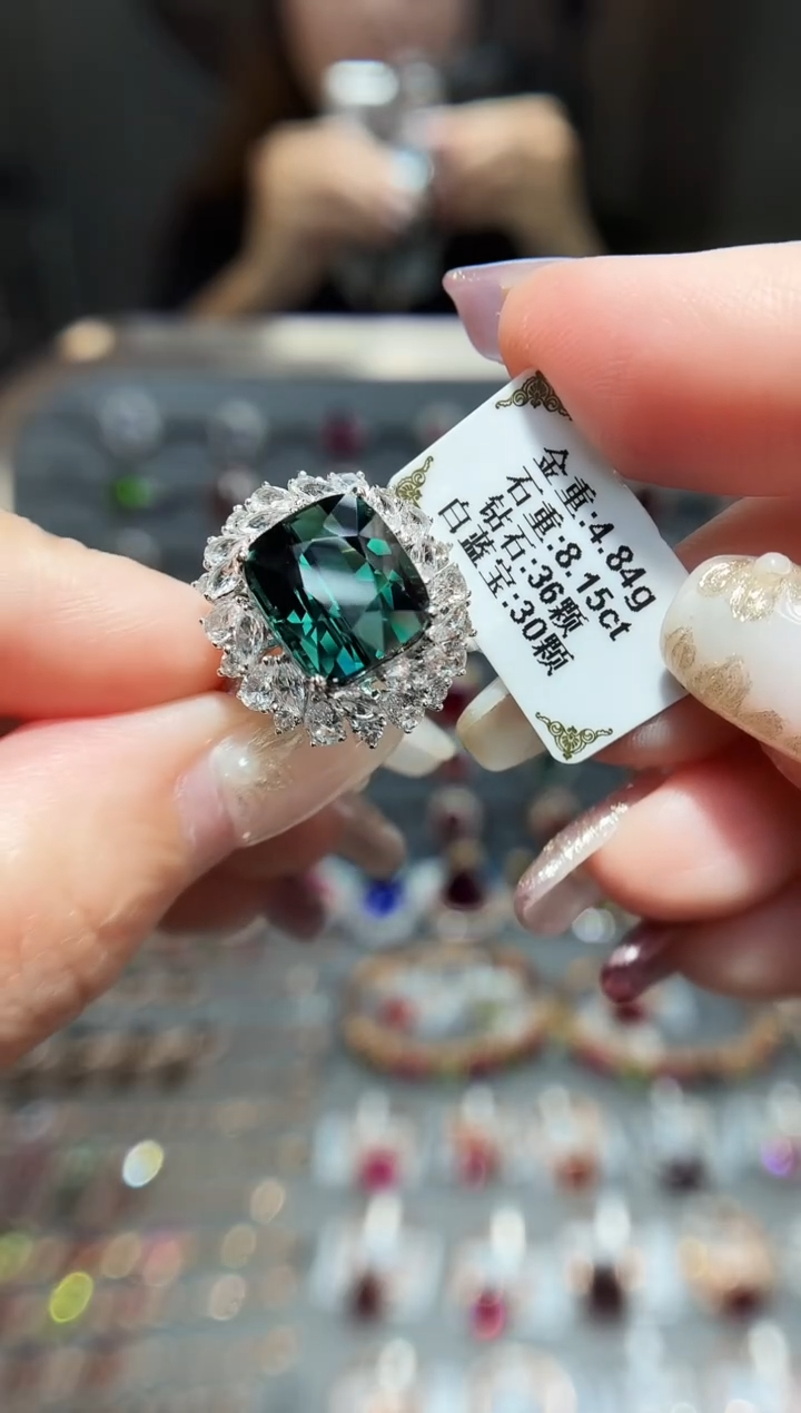 18K金镶嵌戒指碧玺8.15.