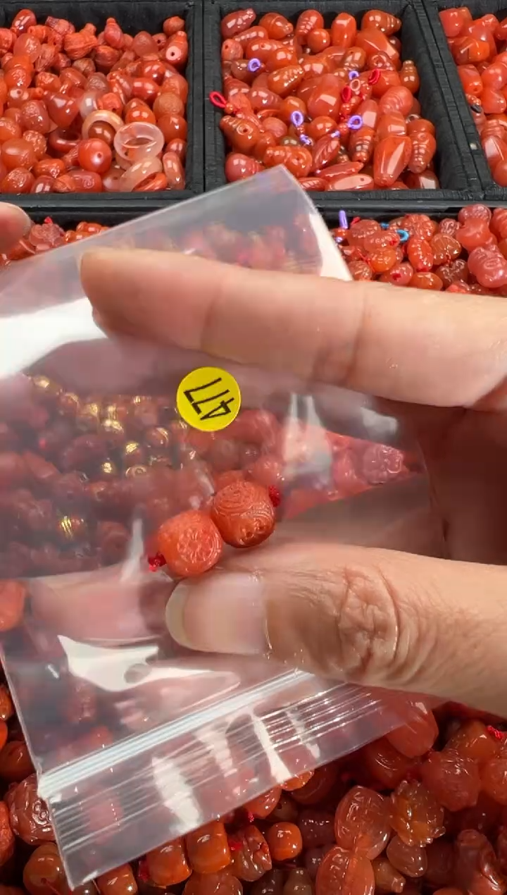 【闪购商品】南红玛瑙颈饰未镶嵌1