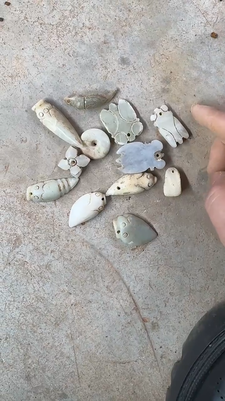 未镶嵌和田玉挂件和田玉挂件