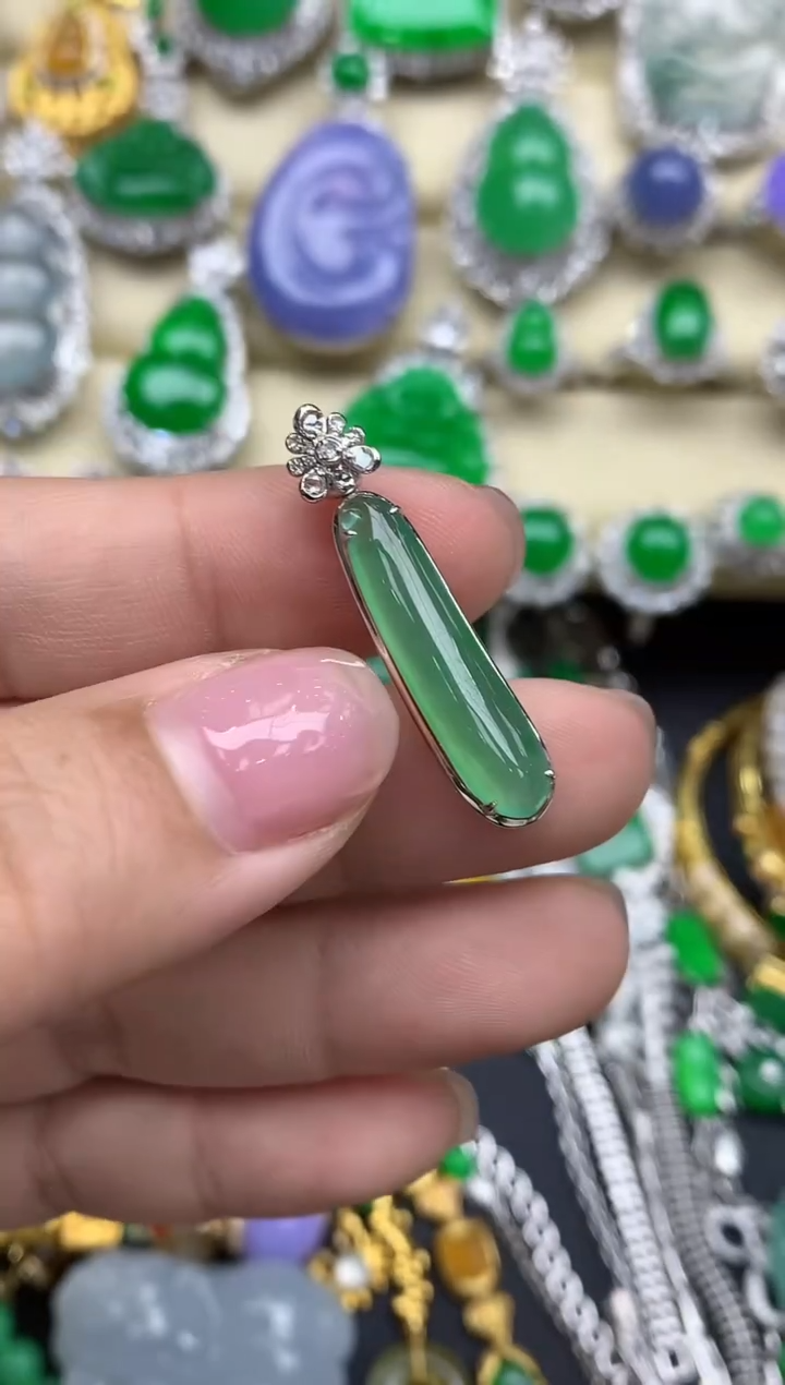 【闪购商品】翡翠颈饰18K金镶嵌553-中国好珍宝