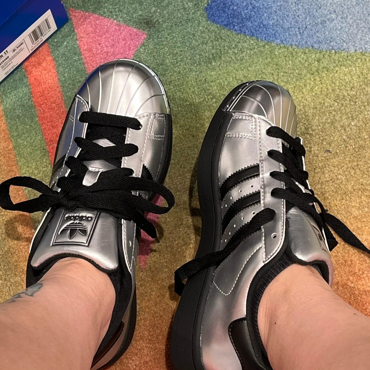 Adidas三叶草 新款2代液态银色潮流经典贝壳头运动板鞋 KI9988 Z