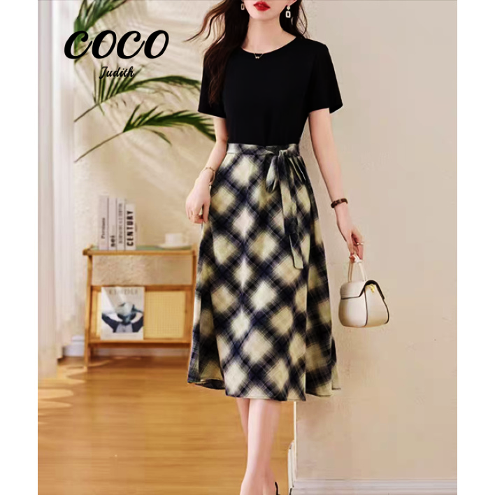 2025新款夏季设计感气质时尚气质日常百搭高级感显瘦格子连衣裙