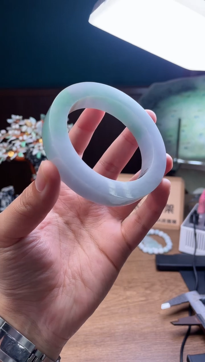 【闪购商品】定制翡翠手镯未镶嵌定制