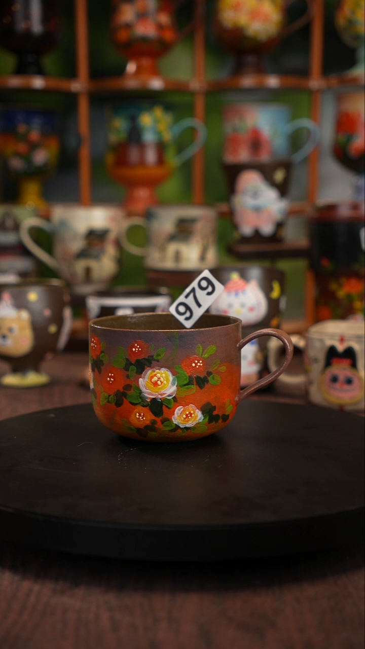 五彩手绘陶瓷紫砂杯