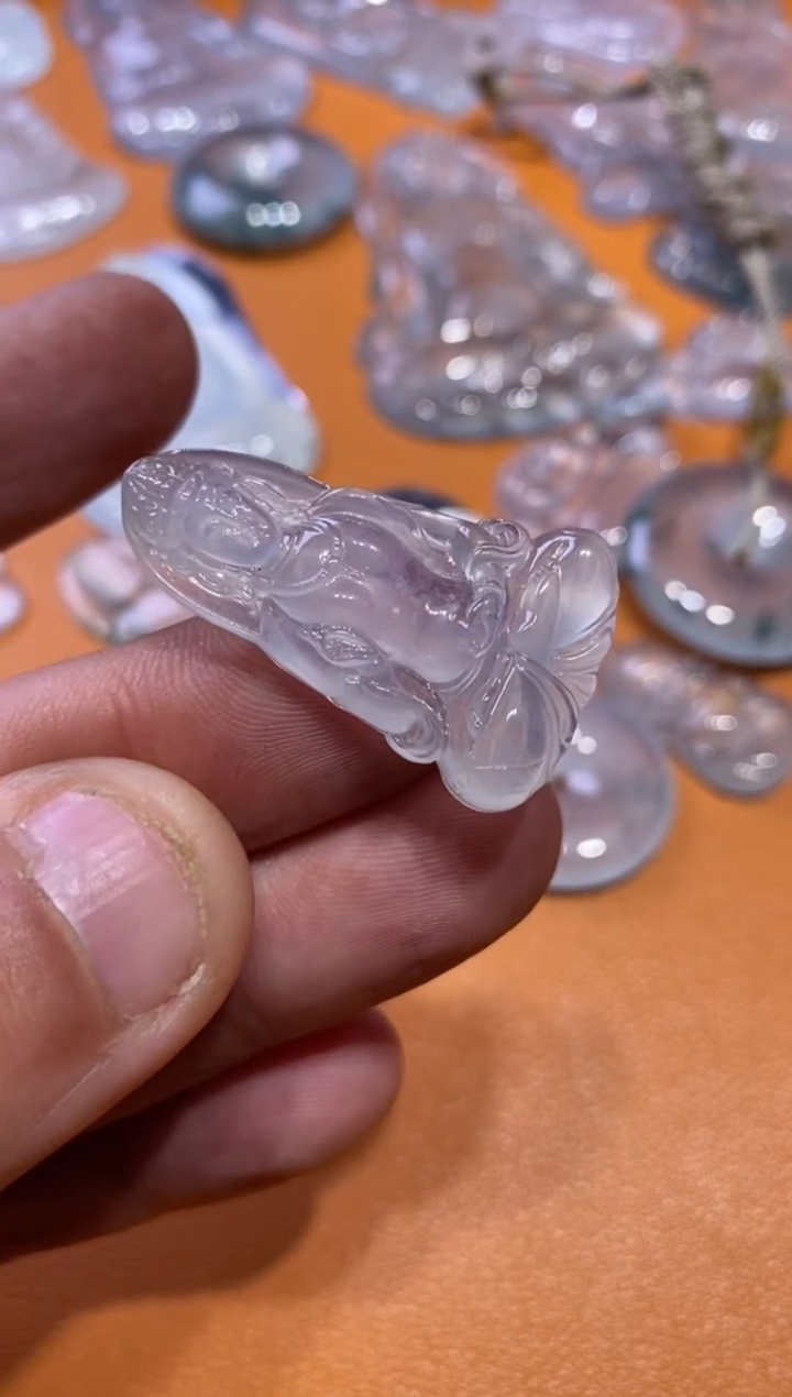 【闪购商品】翡翠吊坠(不含链)未镶嵌观音3580